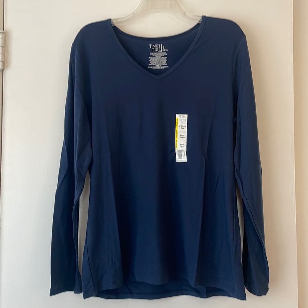 Long sleeved tee